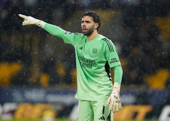 Wolverhampton, England, 18th February 2026. David Raya of Arsenal during the Wolverhampton Wanderers vs Arsenal Premier League match at Molineux, Wolverhampton. Picture credit should read: Andrew Yates Sportimage EDITORIAL USE ONLY. No use with unauthorised audio, video, data, fixture lists, club league logos or live services. Online in-match use limited to 120 images, no video emulation. No use in betting, games or single club league player publications. SPI_035_AY_Wolves_Arsenal SPI-4539-0037