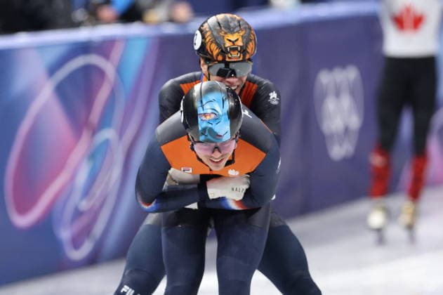 Winter Olympics - Brothers Melle and Jens van T Wout Win Silver And Bronze At Speed skating, Eisschnelllauf Men s 500m Dutch athletes and brothers, (Back) Jens and (Front) Melle van T Wout of Team Netherlands celebrate together after Melle wins silver medal and Jens wins bronze medal at the Short Track Speed Skating Men s 500m on day twelve of the Milano Cortina 2026 Winter Olympic Games, Olympische Spiele, Olympia, OS at Milano Ice Skating Arena on February 18, 2026 in Milan, Italy. Photo by Alexis Jumeau ABACAPRESS.COM Milan Italy  Copyright: xJumeauxAlexis ABACAx