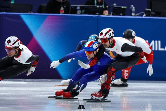 GIOCHI OLIMPICI - Olimpiadi Invernali Milano-Cortina 2026 - Short Track Speed skating, Eisschnelllauf Men s 500m Finals Maxime Laoun (CAN) and Pietro Sighel (ITA) fighting during the Olympic Winter games, Winterspiele,Spiele, Summer games Milano-Cortina 2026, Short Track Speed Skating Men s 500m Finals on February 18, 2026 at Milano Ice Skating Arena in Milan, Italy Cortina D Ampezzo Italy  Copyright: xIPAxSport ABACAx