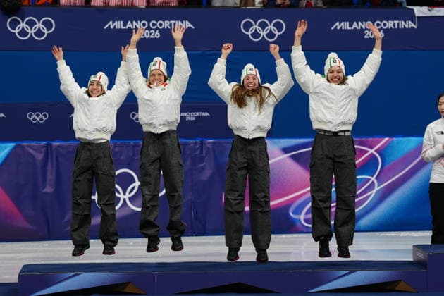 The Italian team in the 3000 m short track relay, silver medalists Arianna Fontana, Elisa Confortola, Arianna Sighel, and Chiara Betti after Women s 3000m relay finals race at the 2026 Winter Olympics, in Milan, Italy, Wednesday, Feb. 18, 2026. (Photo Claudio Furlan LaPresse)  Copyright: xClaudioxFurlan LaPressex