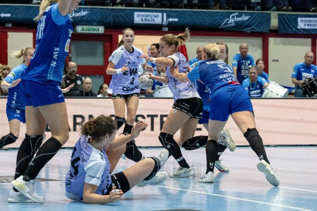 Marie Steffen (VfL Oldenburg, 14), Kim Hinkelmann (SUN, 05), Lisa Borutta (VfL Oldenburg, 02), Sportunion Neckarsulm vs. VfL Oldenburg, Handball, Frauen, 1. Bundesliga, 18. Spieltag, Saison 2025 2026, 18.02.2026 Sportunion Neckarsulm vs VfL Oldenburg, Handball, Frauen, 1. Bundesliga, 18. Spieltag, Saison 2025 2026, 18.02.2026 Neckarsulm Copyright: xEibner-Pressefoto ChristianaxKunx EP_CKZ