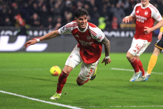 Football - Premier League - Wolverhampton Wanderers v Arsenal 18th February 2026 - Premier League - Wolverhampton Wanderers v Arsenal - Piero Hincapie of Arsenal celebrates scoring their 2nd goal - Photo: Simon Stacpoole Offside. Wolverhampton UK Copyright: xSimonxStacpoolexOffside