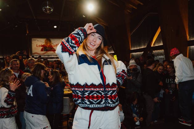 OLYMPICS - Winter Olympic Games, Olympische Spiele, Olympia, OS Milano Cortina 2026 CORTINA D AMPEZZO,ITALY,18.FEB.26 - OLYMPICS - Winter Olympic Games Milano Cortina 2026, Austria House, Raiffeisen-Abend. Image shows the rejoicing of Mikaela Shiffrin (USA) and team USA.  GEPAxpictures xAlexanderxSolc