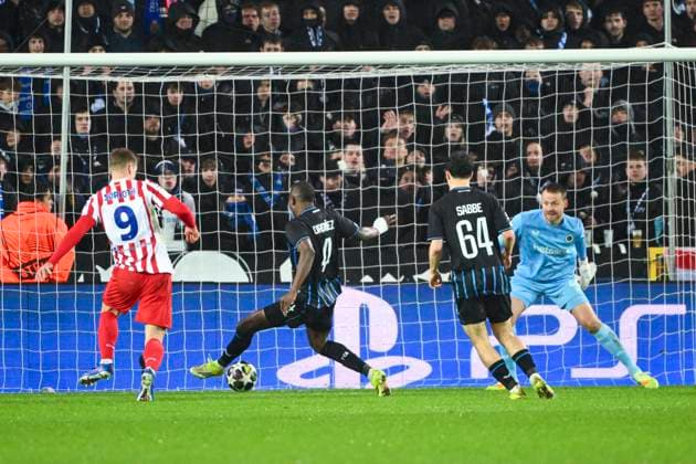 Club Brugge v Atletico de Madrid - UEFA Champions League BRUGGE, BELGIUM - FEBRUARY 18 : Ordonez Joel defender of Club Brugge scoring a goal against his team during the UEFA Champions League 2025 26 knockout phase play-off match first leg between Club Brugge and Atletico de Madrid on February 18, 2026 in Brugge, Belgium, 18 02 2026 Brugge Belgium  Copyright: xVincentxKalutx