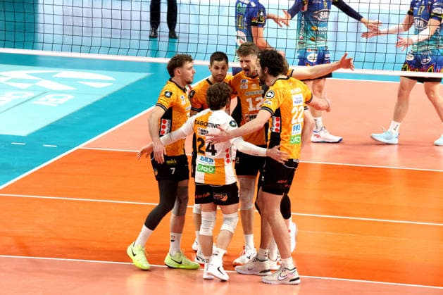 DEU, Champions-League, BR Volleys vs. Sicoma Monini Perugia, 18.02.2026, Max-Schmeling-Halle, Berlin, DEU, Champions-League, BR Volleys vs. Sicoma Monini Perugia, im Bild BR Volleys-Spielerkreis