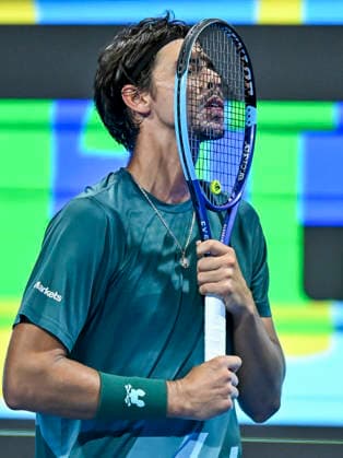 ATP, Tennis Herren QATAR EXXONMOBIL OPEN-ROUND OF 16 Alexei Popyrin of Australia competes against Jannik Sinner of Italy in the Round of q6 at the ATP men s Qatar ExxonMobil Open 2026 tennis tournament at the Khalifa International Tennis Complex in Doha, Qatar, on February 18 2026. DOHA Qatar Copyright: xNOUSHADx