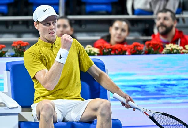 ATP, Tennis Herren QATAR EXXONMOBIL OPEN-ROUND OF 16 Jannik Sinner of Italy competes against Alexei Popyrin of Australia in the Round of q6 at the ATP men s Qatar ExxonMobil Open 2026 tennis tournament at the Khalifa International Tennis Complex in Doha, Qatar, on February 18 2026. DOHA Qatar Copyright: xNOUSHADx