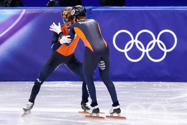 2026-02-18 Short Track Speed skating, Eisschnelllauf - Milano Cortina 2026 Winter Olympics - Day 12 MILAN, ITALY - FEBRUARY 18: Jens van t Wout of the Netherlands, Melle van t Wout of the Netherlands after competing in the Men s 500m during Day 12 of Short Track Speed Skating - Milano Cortina 2026 Winter Olympics at Milano Ice Skating Arena on February 18, 2026 in Milan, Italy. (Photo by Joris Verwijst BSR Agency) Milan Italy Content not available for redistribution in The Netherlands directly or indirectly through any third parties. Copyright: xBSRxAgencyx