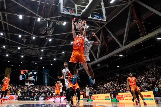 GER, easy-Credit Basketball-Bundesliga, Niners Chemnitz - MLP Academics Heidelberg. 18.02.2026, Messe, Chemnitz, GER, easy-Credit Basketball-Bundesliga, Niners Chemnitz - MLP Academics Heidelberg. Yordan Minchev (Niners Chemnitz, 91) Foto Alexander Trienitz Chemnitz Messe Sachsen Deutschland