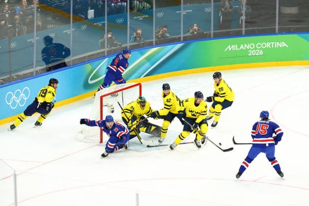 February 18, 2026, Milan, Lombardy, Italy: NOAH HANIFIN 15 of USA shoots during the Quarterfinal game between Team United States (USA) and Team Sweden (SWE) at the Milano Cortina 2026 Olympic Games, Olympische Spiele, Olympia, OS Milan Italy - ZUMAc179 20260218_oly_c179_185 Copyright: xMickaelxChavetx