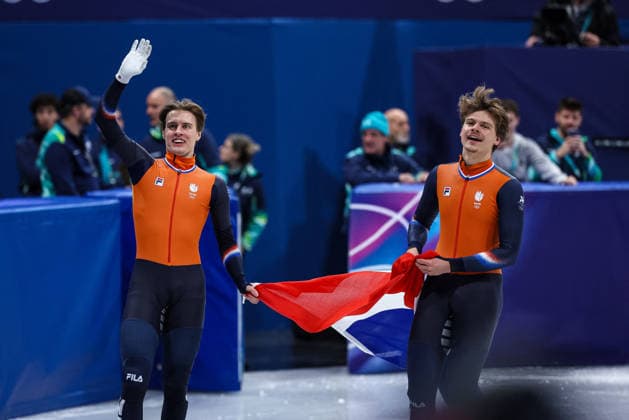 GIOCHI OLIMPICI - Olimpiadi Invernali Milano-Cortina 2026 - Short Track Speed skating, Eisschnelllauf Men s 500m Finals Melle van T Wout (NED) celebrate the 2nd place, Silver Medal with Jens van T Wout (NED) 3rd place, Bronze Medal during the Olympic Winter games, Winterspiele,Spiele, Summer games Milano-Cortina 2026, Short Track Speed Skating Men s 500m Finals on February 18, 2026 at Milano Ice Skating Arena in Milan, Italy Cortina D Ampezzo Italy  Copyright: xIPAxSport ABACAx