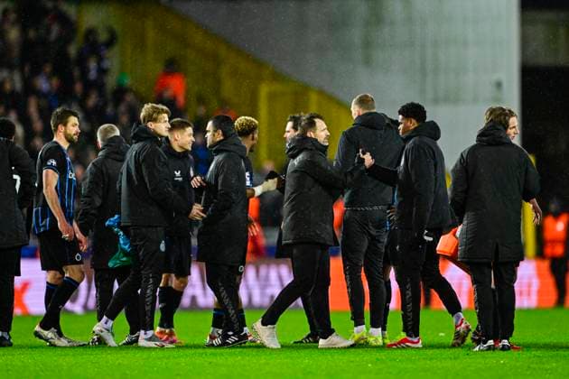 Club Brugge v Atletico de Madrid - UEFA Champions League BRUGGE, BELGIUM - FEBRUARY 18 : Leko Ivan head coach of Club Brugge, Players of Club Brugge after the game during the UEFA Champions League 2025 26 knockout phase play-off match first leg between Club Brugge and Atletico de Madrid on February 18, 2026 in Brugge, Belgium, 18 02 2026 Brugge Belgium  Copyright: xJanxDexMeuleneirx