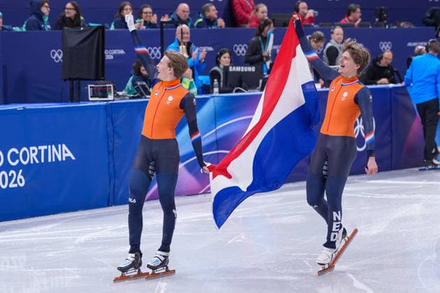 2026-02-18 - Milano Cortina 2026 Winter Olympics MILAN, ITALY - FEBRUARY 18: Jens van t Wout of Netherlands, Melle van t Wout of Netherlands performing on the Short Track Speed skating, Eisschnelllauf during day 14 of the Milano Cortina 2026 Winter Olympics at the Milano Ice Skating Arena on February 18, 2026 in Milan, Italy Milan Milano Ice Skating Arena Italy Content not available for redistribution in The Netherlands directly or indirectly through any third parties. Copyright: xAndrexWeeningx