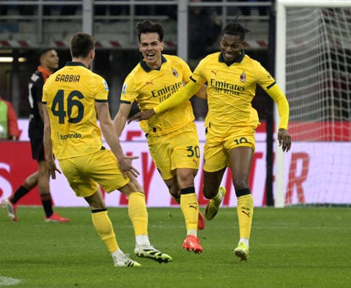 Foto IPP Paolo Bona Milano 18 02 2026 Campionato Serie A di Calcio stagione 2025 2026 partita Milan-Como Nella foto Rafael Leao esulta dopo il gol del 1-1 Italy Photo Press Worldwide Copyright italy Italy ITALY  Copyright: xR4924_italyphotopressx