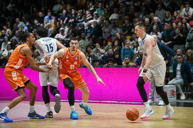 easyCredit Basketball Bundesliga, 21. Spieltag, Niners Chemnitz -MLP Academics Heidelberg 18.02.2026 ab 20.00 Uhr Chemnitz, Chemnitz Arena Im Foto:Yordan Minchev(91) easyCredit Basketball Bundesliga, 21. Spieltag, Niners Chemnitz -MLP Academics Heidelberg Leipzig Sachsen Deutschland Copyright: xEHLxMedia MichelxKöhlerx 20261802-Niners-Heidelberg_102