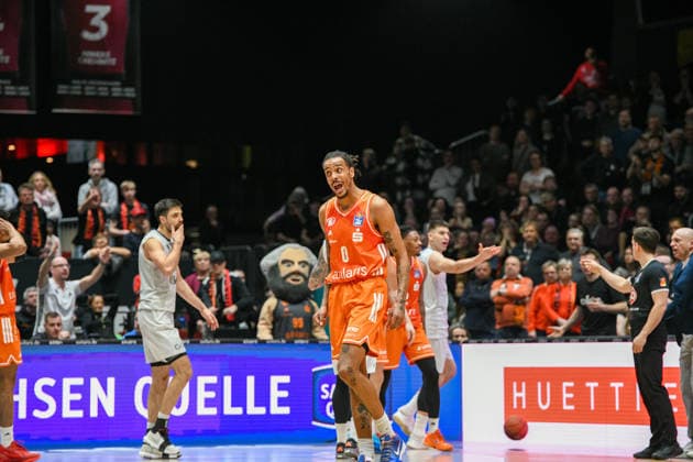 easyCredit Basketball Bundesliga, 21. Spieltag, Niners Chemnitz -MLP Academics Heidelberg 18.02.2026 ab 20.00 Uhr Chemnitz, Chemnitz Arena Im Foto: Kevin Yebo(0) easyCredit Basketball Bundesliga, 21. Spieltag, Niners Chemnitz -MLP Academics Heidelberg Leipzig Sachsen Deutschland Copyright: xEHLxMedia MichelxKöhlerx 20261802-Niners-Heidelberg_131