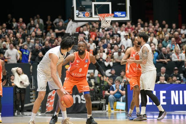 easyCredit Basketball Bundesliga, 21. Spieltag, Niners Chemnitz -MLP Academics Heidelberg 18.02.2026 ab 20.00 Uhr Chemnitz, Chemnitz Arena Im Foto: John Newman III(9) Erol Ersek(11) easyCredit Basketball Bundesliga, 21. Spieltag, Niners Chemnitz -MLP Academics Heidelberg Leipzig Sachsen Deutschland Copyright: xEHLxMedia MichelxKöhlerx 20261802-Niners-Heidelberg_148