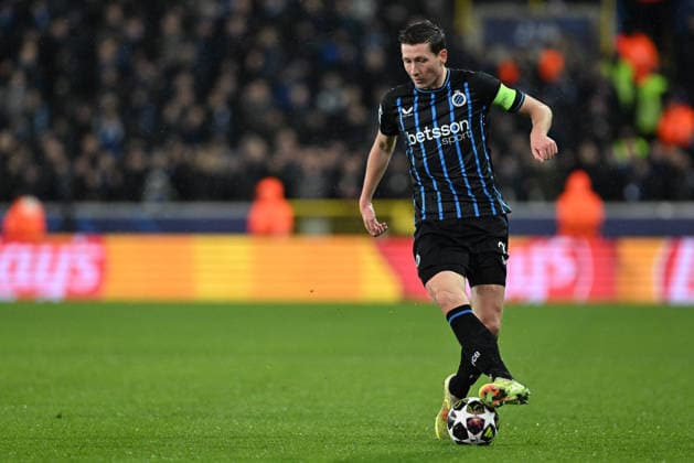 260218 Club Brugge vs Atletico Madrid Hans Vanaken (20) of Club Brugge pictured during the Uefa Champions League Knock Out play offs first leg in season 2025 - 2026 between Club Brugge KV and Atletico de Madrid on February 18 , 2026 in Brugge, Belgium. (Photo by David Catry Isosport) Brugge Belgium  Copyright: xDavidxCatryx 20260218DC2_4452