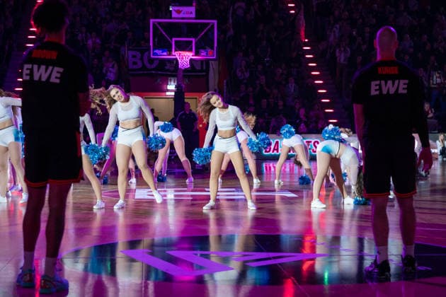 Deutschland: 1. Bundesliga Basketball easyCredit BBL 2025 2026 - Telekom Bonn vs SC RASTA Vechta - 21. Spieltag, 18.02.2026 - Telekom Dome (Bonn): Baskets Danceteam von Telekom Bonn Copyright: xOrhanxHabashx