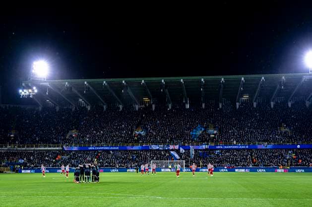 Overview during the game with the huddle of Club Brugge, during the match Club Brugge KV vs Atletico de Madrid at the Jan Breydelstadion for the Champions League - KO play-offs - 1st leg season 2025-2026 in BRUGGE, Belgium on 18 february 2026. (Photo by Stefan Koops EYE4IMAGES DeFodi Images) -