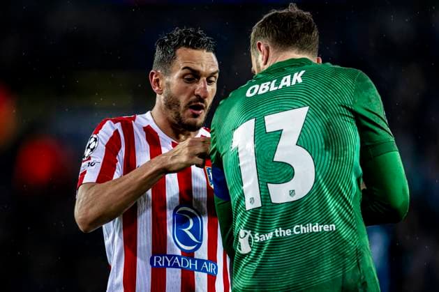 Atletico de Madrid midfielder Koke, Atletico de Madrid goalkeeper Jan Oblak, during the match Club Brugge KV vs Atletico de Madrid at the Jan Breydelstadion for the Champions League - KO play-offs - 1st leg season 2025-2026 in BRUGGE, Belgium on 18 february 2026. (Photo by Stefan Koops EYE4IMAGES DeFodi Images) -