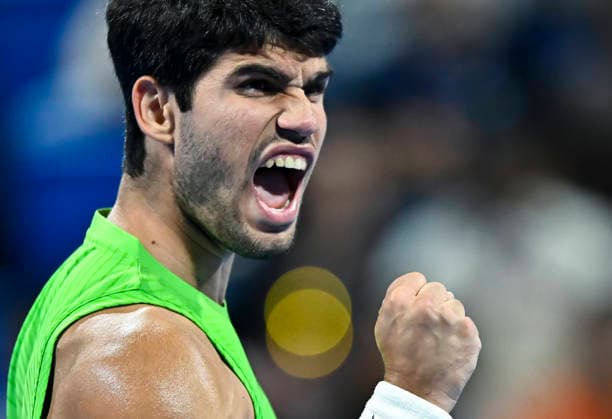 ATP, Tennis Herren QATAR EXXONMOBIL OPEN-ROUND OF 16 Carlos Alcaraz of Spain competes against Valentin Royer of France in the Round of 16 at the ATP men s Qatar ExxonMobil Open 2026 tennis tournament at the Khalifa International Tennis Complex in Doha, Qatar, on February 18 2026. DOHA Qatar Copyright: xNOUSHADx