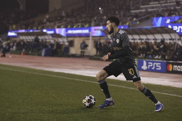 BAKU, AZERBAIJAN - FEBRUARY 18: Abdellah Zoubir of Qarabag controls the ball during the UEFA Champions League knockout phase play-off first leg football match between Qarabag and Newcastle United at the Tofiq Bahramov Republican Stadium in Baku on February 18, 2026. (Photo by Firudin Salimov Sports Press Photo) Copyright: xFirudinxSalimov SportsxPressxPhox Sportspressphoto_SPR94367