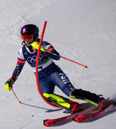 260218 -- CORTINA D AMPEZZO, Feb. 18, 2026 -- Mikaela Shiffrin of the United States competes during the alpine skiing women s slalom run 1 at the Milan-Cortina 2026 Olympic Winter games, Winterspiele,Spiele, Summer games in Cortina, Italy, Feb. 18, 2026. MICO2026ITALY-CORTINA D AMPEZZO-OLYMPIC WINTER GAMES-ALPINE SKIING-WOMEN S SLALOM FeixMaohua  (MICO2026)ITALY-CORTINA D AMPEZZO-OLYMPIC WINTER GAMES-ALPINE SKIING-WOMEN S SLALOM IMAGO FeixMaohua  imago images 0847986633