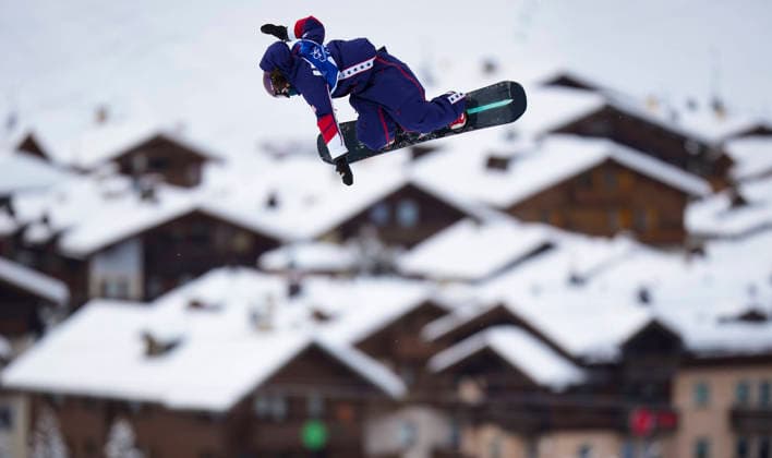 260218 -- LIVIGNO, Feb. 18, 2026 -- Jessica Perlmutter of the United States competes during the snowboard women s slopestyle final at the Milan-Cortina 2026 Olympic Winter games, Winterspiele,Spiele, Summer games in Livigno, Italy, Feb. 18, 2026. MICO2026ITALY-LIVIGNO-OLYMPIC WINTER GAMES-SNOWBOARD-WOMEN S SNOWBOARD SLOPESTYLE-FINAL XiaxYifang  (MICO2026)ITALY-LIVIGNO-OLYMPIC WINTER GAMES-SNOWBOARD-WOMEN S SNOWBOARD SLOPESTYLE-FINAL IMAGO XiaxYifang  imago images 0847987034
