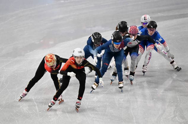 260218 -- MILAN, Feb. 18, 2026 -- Athletes compete during the short track Speed skating, Eisschnelllauf women s 3000m relay final B at the Milan-Cortina 2026 Olympic Winter games, Winterspiele,Spiele, Summer games in Milan, Italy, Feb. 18, 2026. MICO2026ITALY-MILAN-OLYMPIC WINTER GAMES-SHORT TRACK SPEED SKATING-WOMEN S 3000M RELAY-FINALS ChengxMin  (MICO2026)ITALY-MILAN-OLYMPIC WINTER GAMES-SHORT TRACK SPEED SKATING-WOMEN S 3000M RELAY-FINALS IMAGO ChengxMin  imago images 0847989977