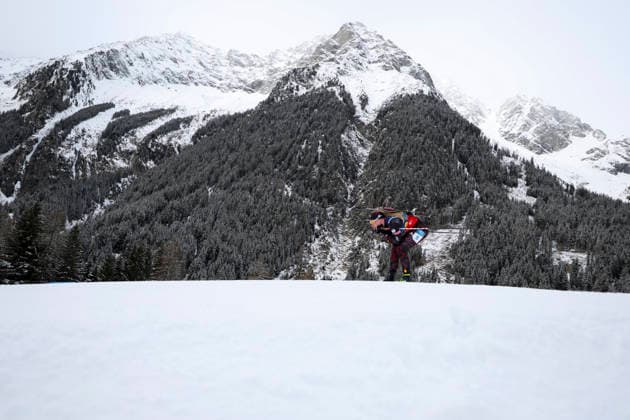 (260219) -- ANTERSELVA, Feb. 19, 2026 -- Julia Tannheimer of Germany competes during the biathlon women s 4x6km relay at the 2026 Milan-Cortina Winter Olympics in Anterselva, Italy, Feb. 18, 2026. ) (MICO2026)ITALY-ANTERSELVA-OLYMPIC Winter games, Winterspiele,Spiele, Summer games BIATHLON-WOMEN S 4x6KM RELAY ZhangxTao 