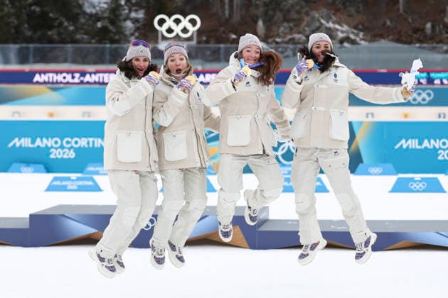 (260219) -- ANTERSELVA, Feb. 19, 2026 -- Gold medalists Julia Simon, Oceane Michelon, Lou Jeanmonnot and Camille Bened (from L to R) of France pose for photos after the awarding ceremony for the biathlon women s 4x6km relay at the 2026 Milan-Cortina Winter Olympics in Anterselva, Italy, Feb. 18, 2026. ) (MICO2026)ITALY-ANTERSELVA-OLYMPIC Winter games, Winterspiele,Spiele, Summer games BIATHLON-WOMEN S 4x6KM RELAY ZhangxTao 