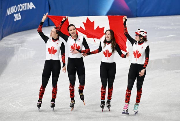 (260219) -- MILAN, Feb. 19, 2026 -- Players of Canada celebrate after the short track Speed skating, Eisschnelllauf women s 3000m relay final A at the Milan-Cortina 2026 Olympic Winter games, Winterspiele,Spiele, Summer games in Milan, Italy, Feb. 18, 2026. ) (MICO2026)ITALY-MILAN-OLYMPIC WINTER GAMES-SHORT TRACK SPEED SKATING-WOMEN S 3000M RELAY-FINALS ChengxMin 