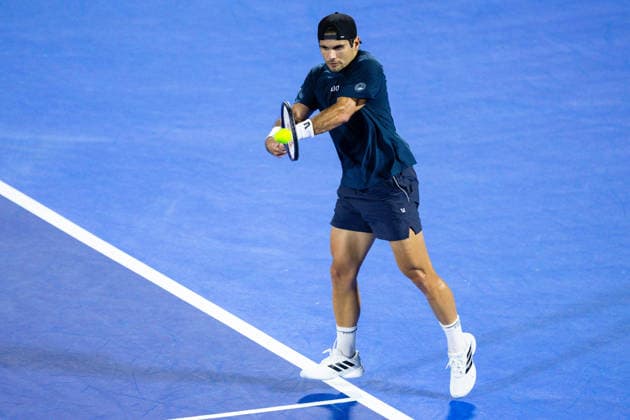 2026 Delray Beach Open - Day 3 Marcos Giron of the USA plays against Casper Ruud of Norway during their match on Day 3 of the Delray Beach Open at the Delray Tennis Center in Delray Beach, Florida, on February 18, 2026. Delray Beach FL United States  Copyright: xMauricioxPaizx originalFilename:paiz-2026delr260218_npEBf.jpg