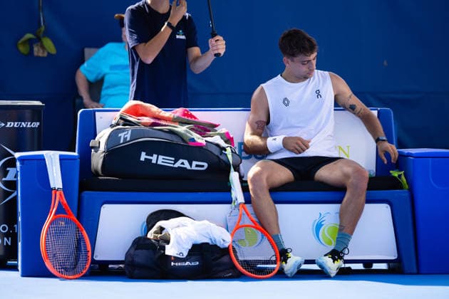 2026 Delray Beach Open - Day 3 - Flavio Cobolli (ITA) Vs Terence Atmane (FRA) Flavio Cobolli of Italy sits at his bench against Terence Atmane of France during their match on Day 3 of the Delray Beach Open at the Delray Tennis Center in Delray Beach, Florida, on February 18, 2026. Delray Beach FL United States  Copyright: xMauricioxPaizx originalFilename:paiz-2026delr260218_npGIQ.jpg