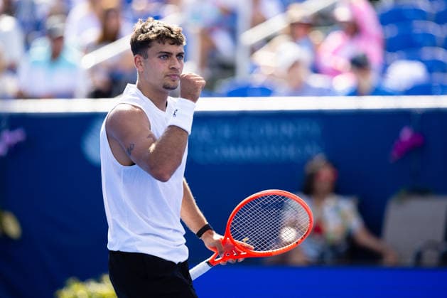 2026 Delray Beach Open - Day 3 - Flavio Cobolli (ITA) Vs Terence Atmane (FRA) Flavio Cobolli of Italy pumps his fist against Terence Atmane of France during their match on Day 3 of the Delray Beach Open at the Delray Tennis Center in Delray Beach, Florida, on February 18, 2026. Delray Beach FL United States  Copyright: xMauricioxPaizx originalFilename:paiz-2026delr260218_npHjY.jpg