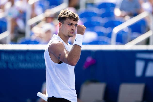 2026 Delray Beach Open - Day 3 - Flavio Cobolli (ITA) Vs Terence Atmane (FRA) Flavio Cobolli of Italy pumps his fist against Terence Atmane of France during their match on Day 3 of the Delray Beach Open at the Delray Tennis Center in Delray Beach, Florida, on February 18, 2026. Delray Beach FL United States  Copyright: xMauricioxPaizx originalFilename:paiz-2026delr260218_npR3a.jpg