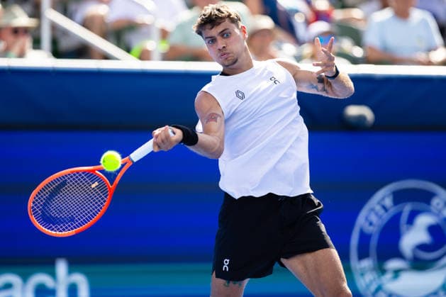 2026 Delray Beach Open - Day 3 - Flavio Cobolli (ITA) Vs Terence Atmane (FRA) Flavio Cobolli of Italy plays against Terence Atmane of France during their match on Day 3 of the Delray Beach Open at the Delray Tennis Center in Delray Beach, Florida, on February 18, 2026. Delray Beach FL United States  Copyright: xMauricioxPaizx originalFilename:paiz-2026delr260218_npIR8.jpg
