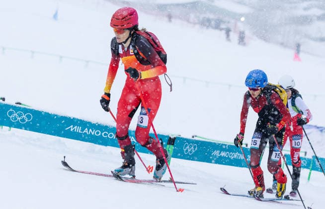 OLYMPICS - Winter Olympic Games, Olympische Spiele, Olympia, OS Milano Cortina 2026 BORMIO,ITALY,19.FEB.26 - OLYMPICS, SKI MOUNTAINEERING - Winter Olympic Games Milano Cortina 2026, sprint race. Image shows Ana Alonso Rodriguez (ESP) and Yuzhen Cidan (CHN).  GEPAxpictures xHaraldxSteiner