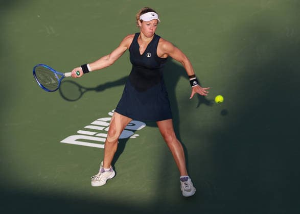 Laura Siegemund (GER), Vera Zvonareva, Damen Doppel, Ladies Doubles Dubai Duty Free Tennis Championships, Dubai, U.A.E., Copyright: xJuergenxHasenkopfx