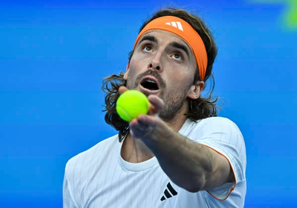 ATP, Tennis Herren QATAR EXXONMOBIL OPEN-QUARTER FINAL - 19 Feb 2026 Stefanos Tsitsipas of Greece is seen in action against Andrey Rublev of Russia ( not in view) during their men s singles quarter final match at the ATP Qatar Exxonmobil Open 2026 tennis tournament at the Khalifa International Tennis Complex. Andrey Rublev won against Stefanos Tsitsipas 6-3,7-6.?? Doha Qatar Copyright: xNoushadxVariyattiyakkalx xSOPAxImagesx NVRITYAKAL1-013