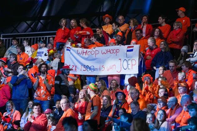 2026-02-19 - Milano Cortina 2026 Winter Olympics Speed skating, Eisschnelllauf 1500m Men MILAN, ITALY - FEBRUARY 19: Dutch fans during the Speed Skating 1500m Men on day 15 of the Milano Cortina 2026 Winter Olympics at the Milano Speed Skating Arena on February 19, 2026 in Milan, Italy Milan Milano Speed Skating Arena Italy Content not available for redistribution in The Netherlands directly or indirectly through any third parties. Copyright: xAndrexWeeningx
