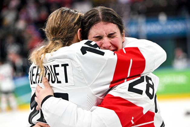 19 02 2026, Milano, Santa Giulia Ice hockey, Eishockey Arena, Winter Olympics: Bronze Final Switzerland - Sweden (Ice Hockey Women), Laure Meriguet of Switzerland (L) and Alina Marti of Switzerland (R) celebrate the victory of the bronze medal Milano Santa Giulia Ice Hockey Arena Lombardy Italy *** 19 02 2026, Milano, Santa Giulia Ice Hockey Arena, Winter Olympics Bronze Final Switzerland Sweden Ice Hockey Women , Laure Meriguet of Switzerland L and Alina Marti of Switzerland R celebrate the victory of the bronze medal Milano Santa Giulia Ice Hockey Arena Lombardy Italy Copyright: xJustPictures.ch AndreaxBrancax jp-en-AnBr-AB-AAB_908219022026