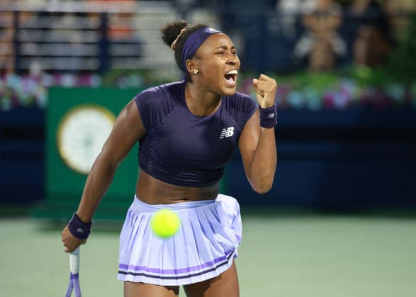 Coco Gauff macht die Faust und jubelt,Jubel,Freude, Emotion, Dubai Duty Free Tennis Championships, Dubai, U.A.E., *** Coco Gauff makes a fist and cheers,Cheers,Joy,Emotion, Dubai Duty Free Tennis Championships, Dubai, U A E , Copyright: xJuergenxHasenkopfx