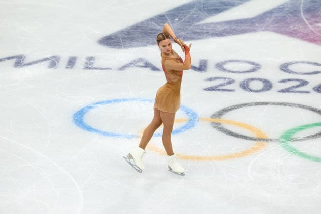 February 19, 2026, Milan, Lombardy, Italy: LOENA HENDRICKX of Belgium warms up before skating her Women s Single Skating free program in the Figure skating, Eiskunstlauf at the Milano Cortina 2026 Winter Olympic Games, Olympische Spiele, Olympia, OS Olympics 2026: Milano Cortina: Figure Skating Women Single Skating  - ZUMAc179 20260219_oly_c179_095 Copyright: xMickaelxChavetx
