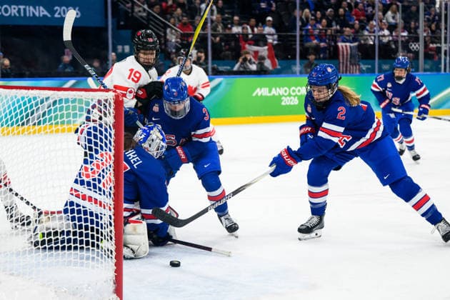260219 Brianne Jenner of Canada and goaltender Aerin Frankel, Cayla Barnes and Lee Stecklein of USA in the women s Ice hockey, Eishockey final game between USA and Canada during day 13 of the 2026 Winter Olympics on February 19, 2026 in Milan. Photo: Carl Sandin BILDBYRAN kod CS EW0643 ishockey ice hockey Olympic Games, Olympische Spiele, Olympia, OS olympics winter olympics os ol olympiska spel vinter-os olympiske leker milano cortina 2026 milan cortina 2026 milano cortina 2026 olympic games milano cortina 2026 winter olympic games milano cortina-os milano cortina-ol vinter-ol 13 bbeng dam usa kanada canada final *** 260219 Brianne Jenner of Canada and goaltender Aerin Frankel, Cayla Barnes and Lee Stecklein of USA in the women s ice hockey final game between USA and Canada during day 13 of the 2026 Winter Olympics on February 19, 2026 in Milan Photo Carl Sandin BILDBYRAN kod CS EW0643 ishockey ice hockey olympic games olympics winter olympics os ol olympiska spel vinter os olympiske leker milano cortina 2026 milan cortina 2026 milano cortina 2026 olympic games milano cortina 2026 winter olympic games milano cortina os milano cortina ol vinter ol 13 bbeng dam usa kanada canada final  Copyright: CARLxSANDIN BB260219CS067