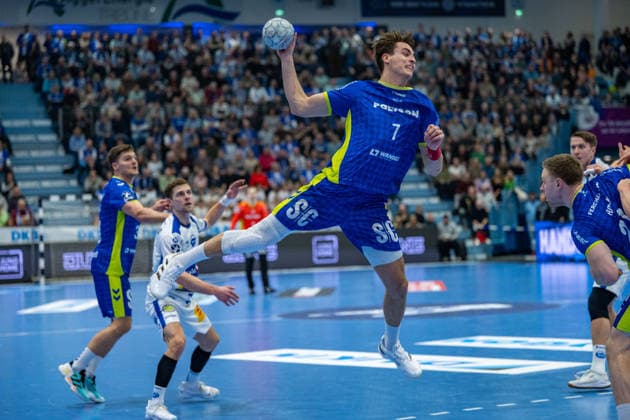 Daikin Handball Bundesliga, VfL Gummersbach - THSV Eisenach, 19.02.2026 Julian Köster (VfL Gummersbach, 7), ; Daikin Handball Bundesliga, VfL Gummersbach - THSV Eisenach, 19.02.2026 Copyright: xBEAUTIFULxSPORTS Erlhofx