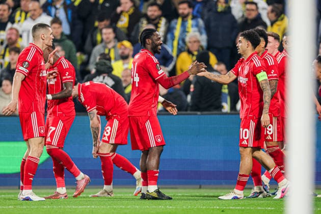 2026-02-19 Fenerbahce SK v Nottingham Forest FC - UEFA Europa League 2025 26 Knockout Play-off First Leg ISTANBUL, TURKEY - FEBRUARY 19: Ola Aina of Nottingham Forest FC, Morgan Gibbs-White of Nottingham Forest FC celebrate the third goal during the UEFA Europa League 2025 26 Knockout Play-off First Leg match between Fenerbahce SK and Nottingham Forest FC at Ulker Sukru Saracoglu Stadium on February 19, 2026 in Istanbul, Turkey. (Photo by BSR Agency) Istanbul Turkey Content not available for redistribution in The Netherlands directly or indirectly through any third parties. Copyright: xBSRxAgencyx