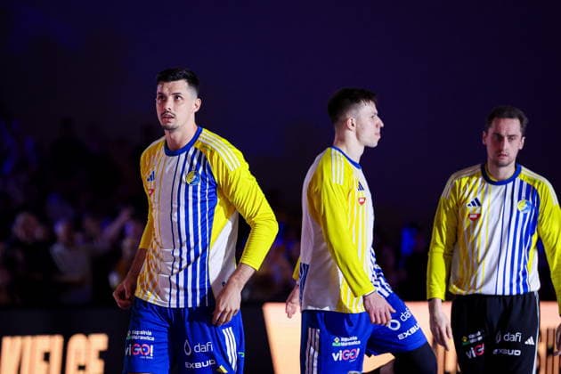 Kielce 19.02.2026. Pilka reczna EHF Liga Mistrzow sezon 2025 2026 kolejka 11 mecz: Industria Kielce - One Veszprem --- Handball EHF Champions League season 2025 2026 round 11 match between Industria Kielce and One Veszprem at Hala Legionow in Kielce, Poland Szymon Sicko Fot. Igor Jakubowski Arena Akcji NEWSPIX.PL --- newspix.pl 