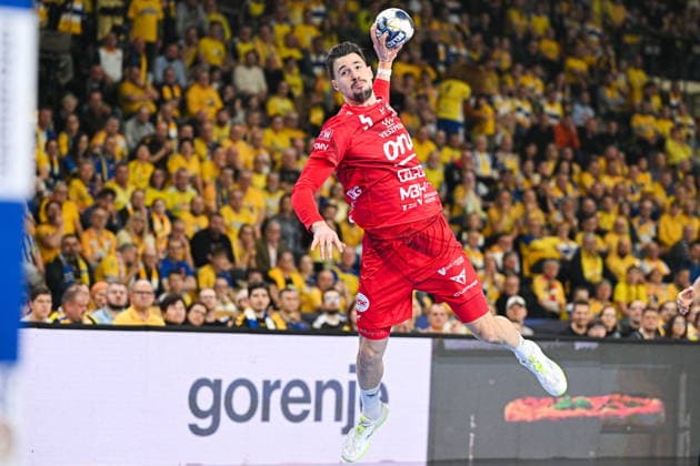 KIELCE 19.02.2026 MECZ 11. KOLEJKA LIGA MISTRZOW PILKA RECZNA MEZCZYZN SEZON 2025 2026 INDUSTRIA KIELCE - ONE VESZPREM HC --- MENS HALDBALL EHF CHAMPIONS LEAGUE SEASON 2025 2026 MATCH: INDUSTRIA KIELCE - ONE VESZPREM HC IVAN MARTINOVIC FOT. MICHAL TRZPIS 400MM.PL NEWSPIX.PL --- newspix.pl 